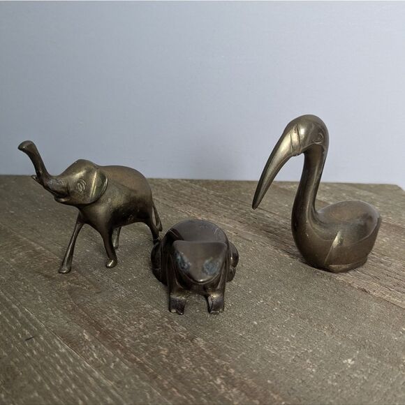 Vintage Brass animals elephant crane frog - Picture 1 of 8